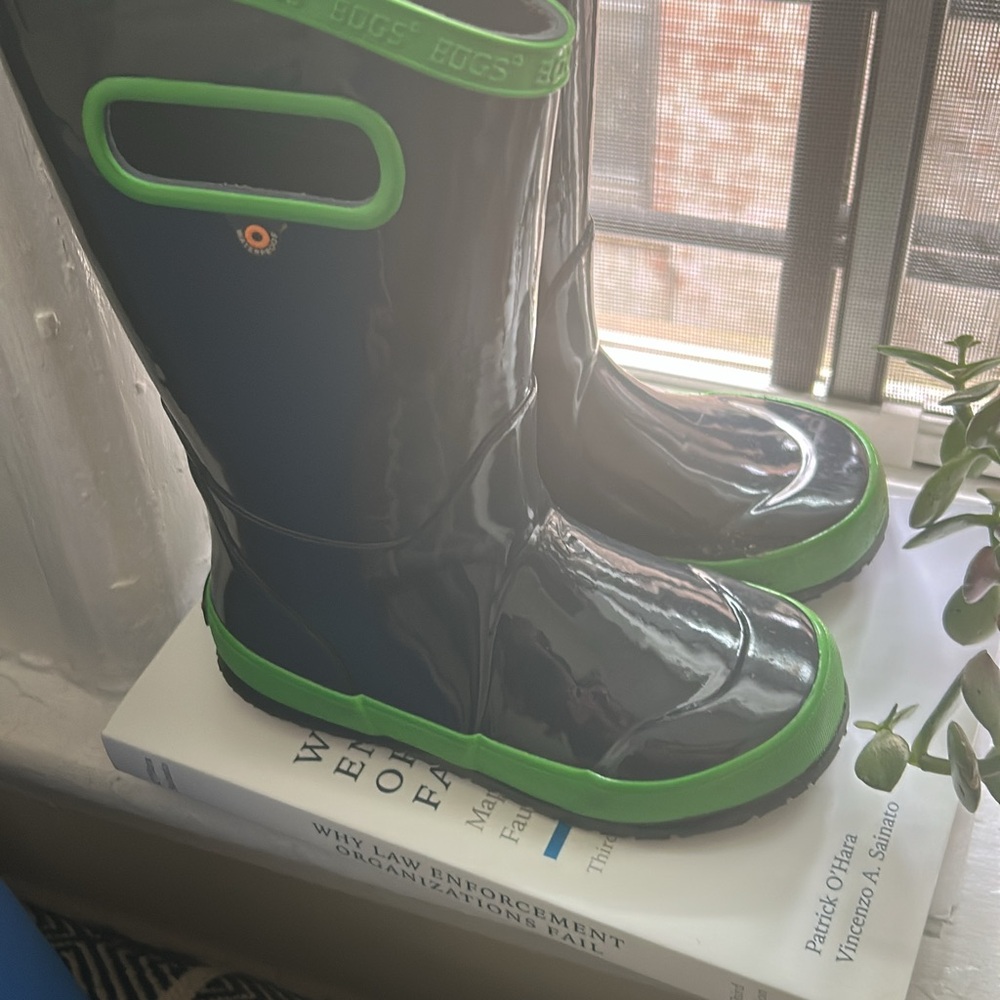 Bogs Kids Blue and Green Rain Boots